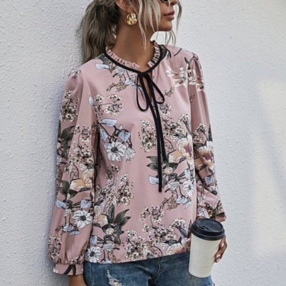 Kara and Kate blush floral print chiffon long sleeved blouse XXL - Picture 4 of 12